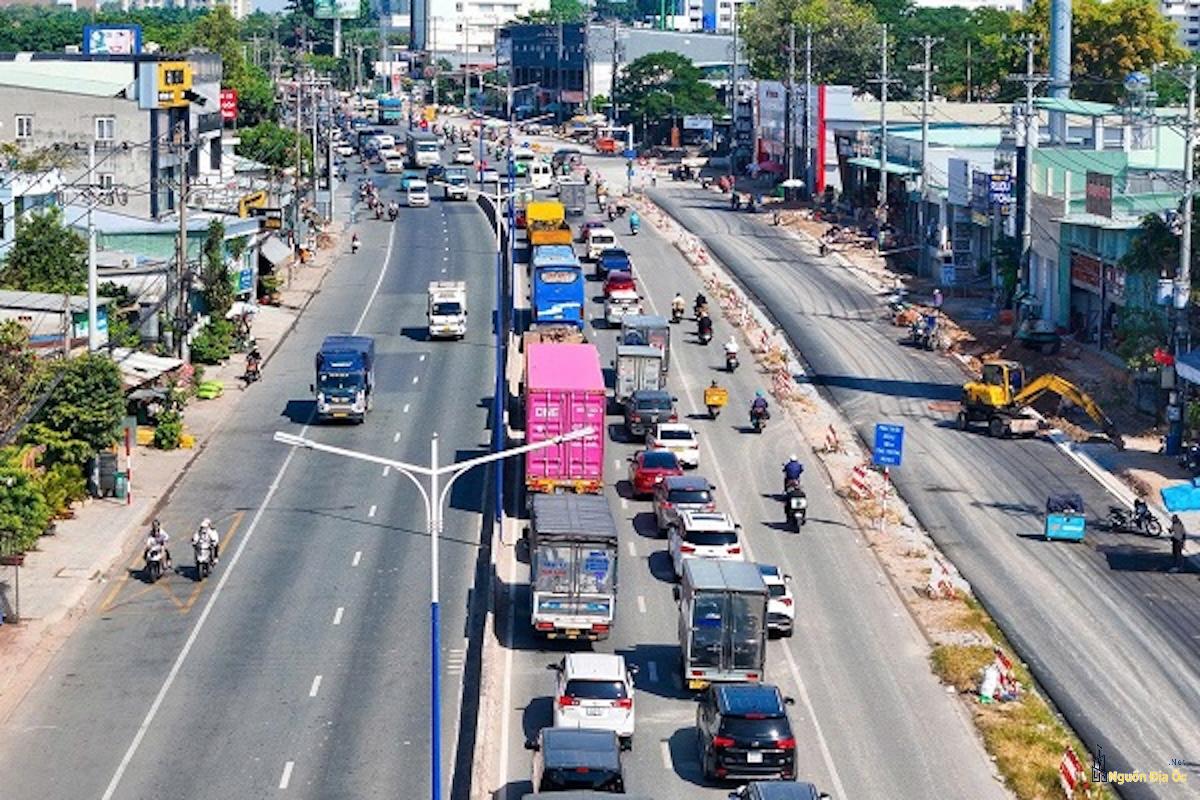 Mở rộng Quốc lộ 13