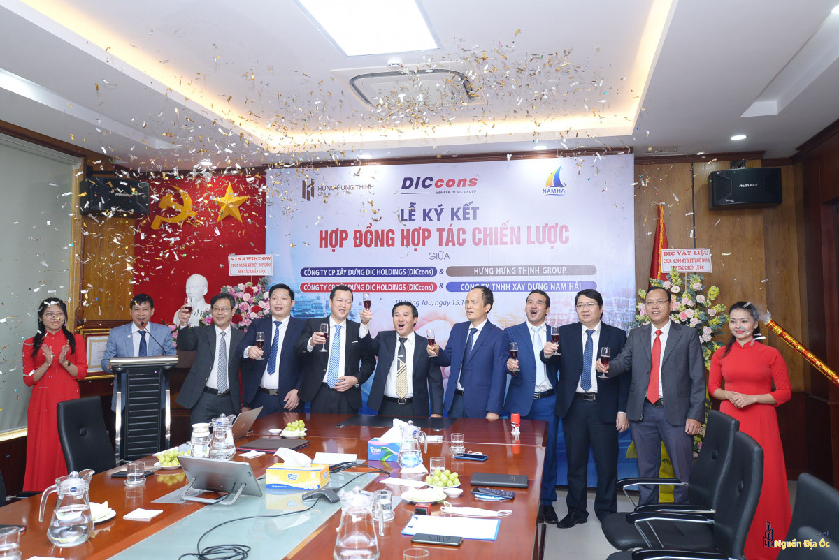 Ký kết hợp tác giữa DICcons và Hưng Hưng Thịnh, Nam Hải Group, xây dựng Marine City