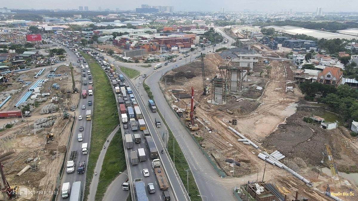 Nút giao Tân Vạn