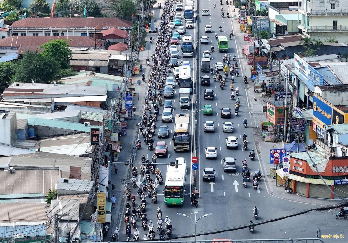 Quốc lộ 1A cửa ngõ Tây Nam